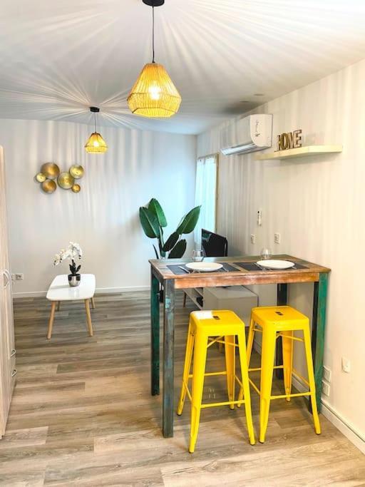Studio Cosy - 2 Pers - Beziers - Centre - Terrasse - Clim ภายนอก รูปภาพ